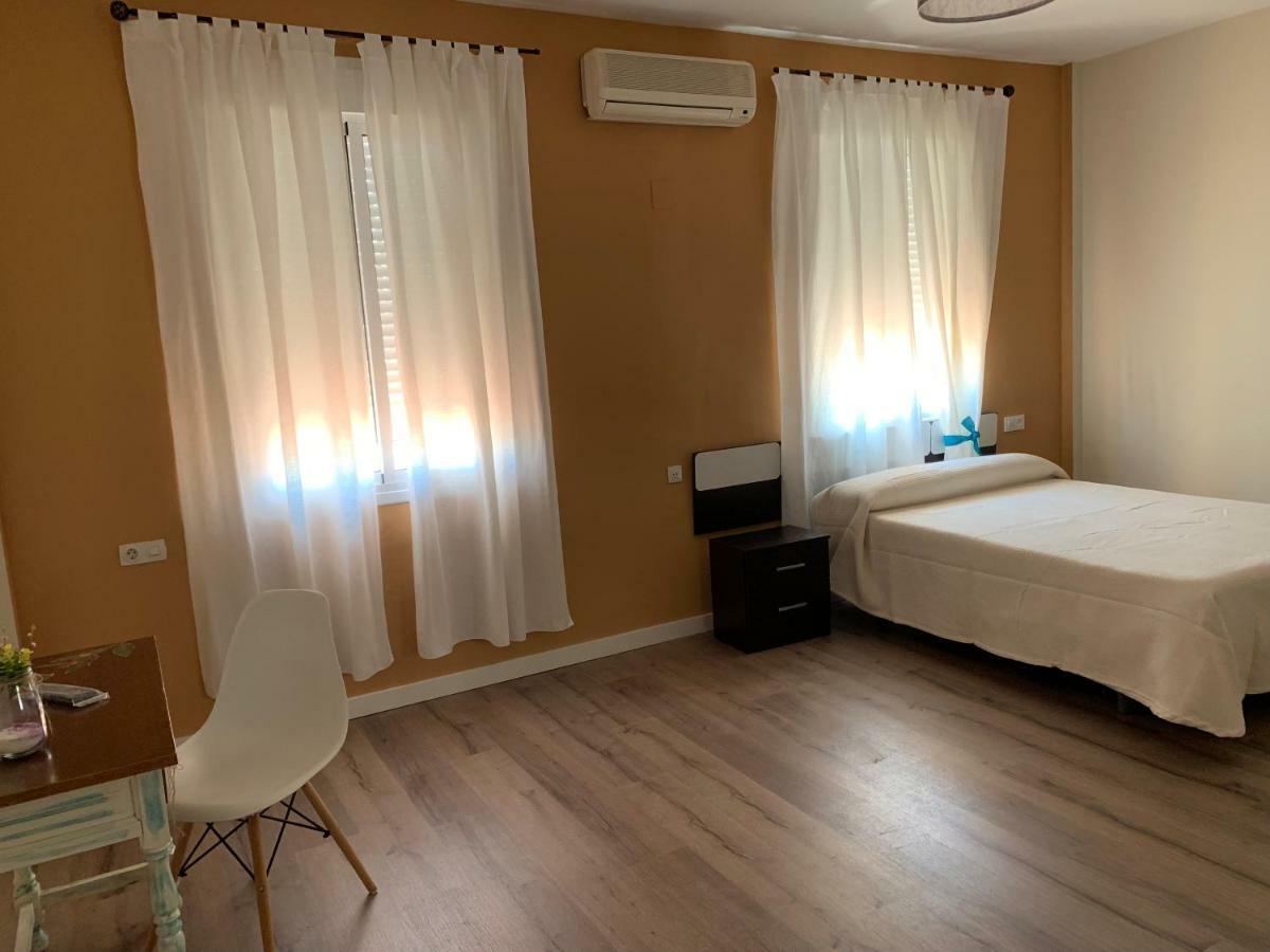 Hostal Restaurante Rufino Berlanga Luaran gambar